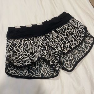 Lululemon Speed Short